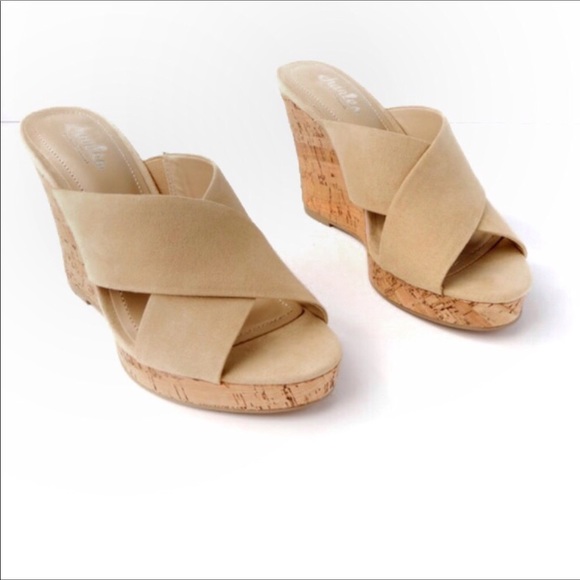 Charles David Latrice Cork Wedge Heel Nude Sandals - Picture 6 of 7